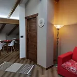A Casa Da Elide