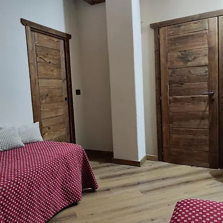 A Casa Da Elide בית הארחה
