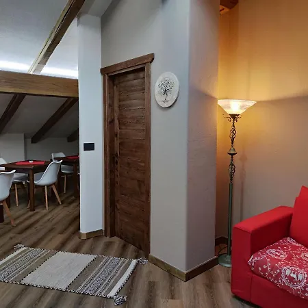 A Casa Da Elide